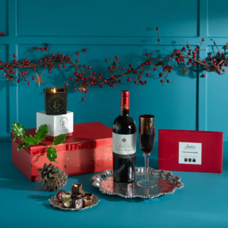 Winter Greetings Gift Box image
